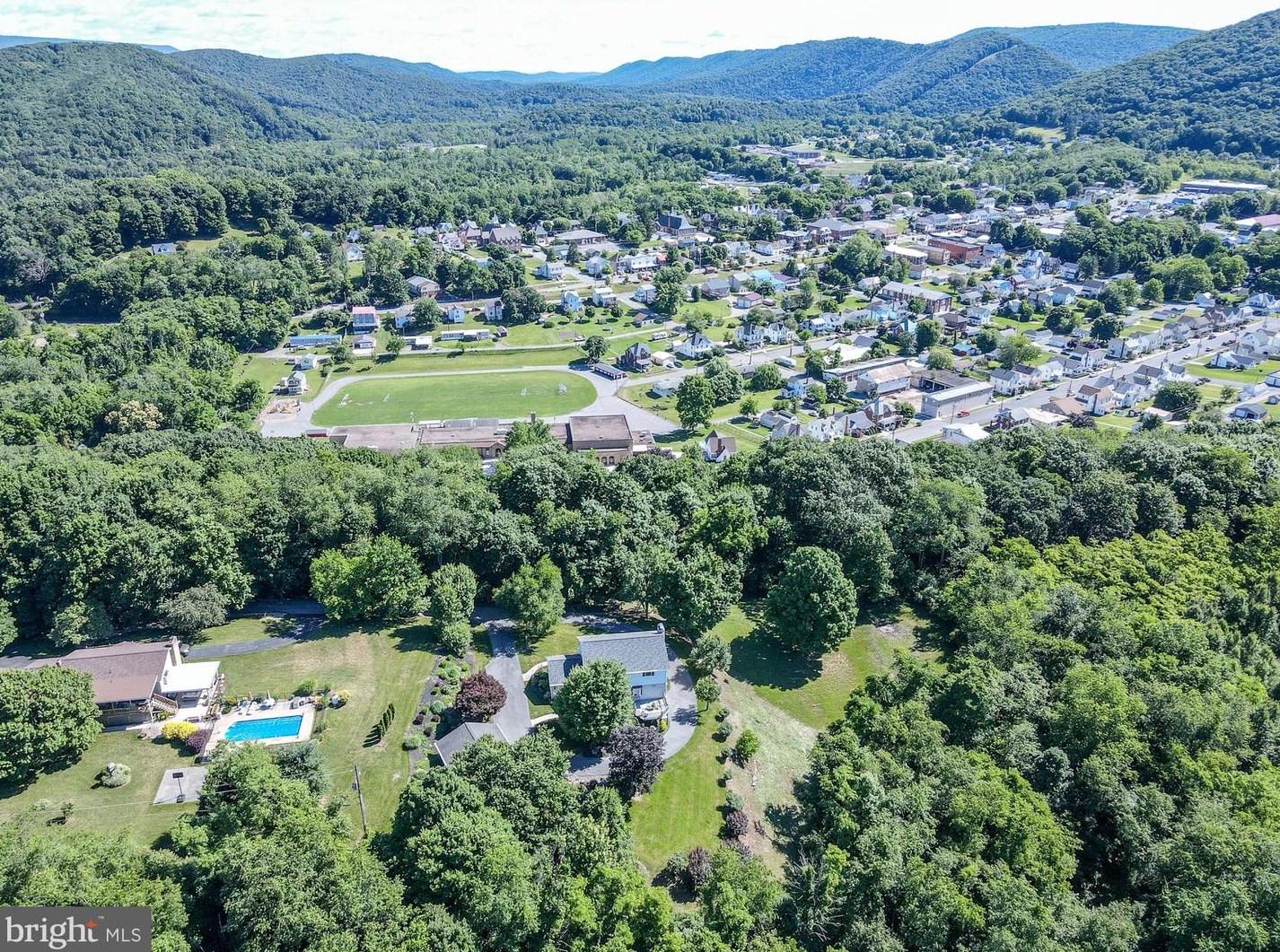 1103 Wall St, Saxton, PA 16678