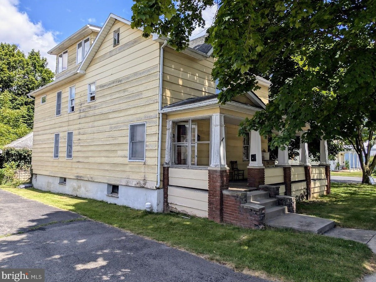 345 E Pitt St, Bedford, PA 15522