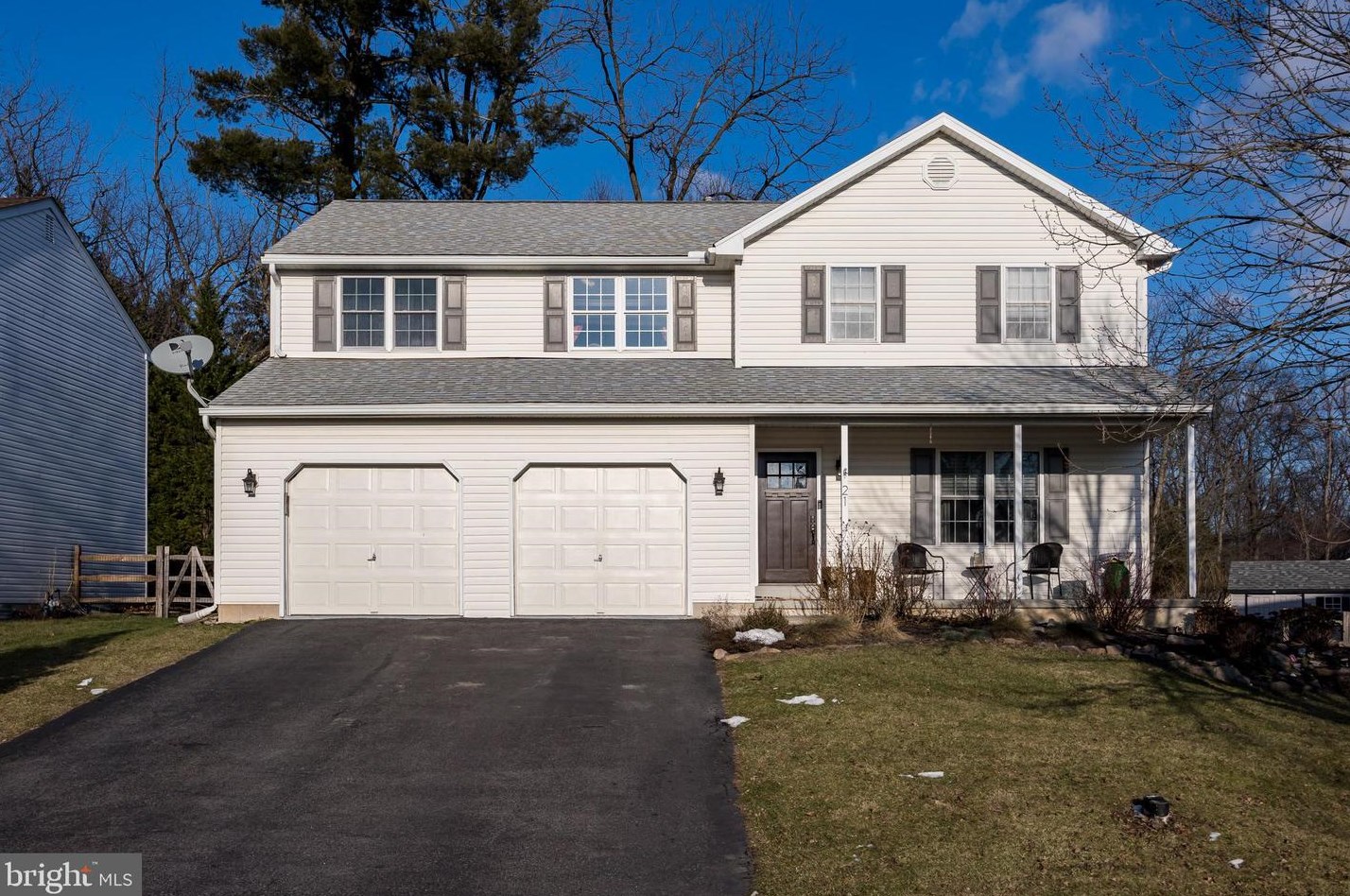 21 Gunpowder Ln, Reading, PA 19606-9016