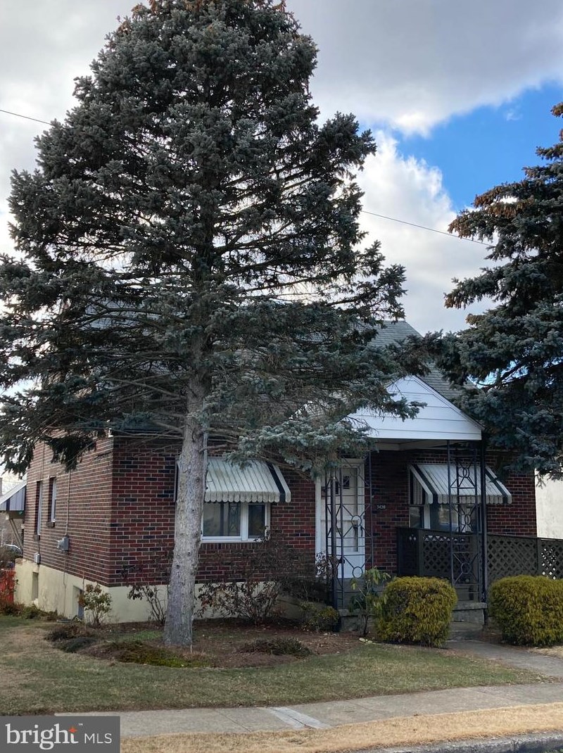 3420 Holtry St, Reading, PA 19605-2554