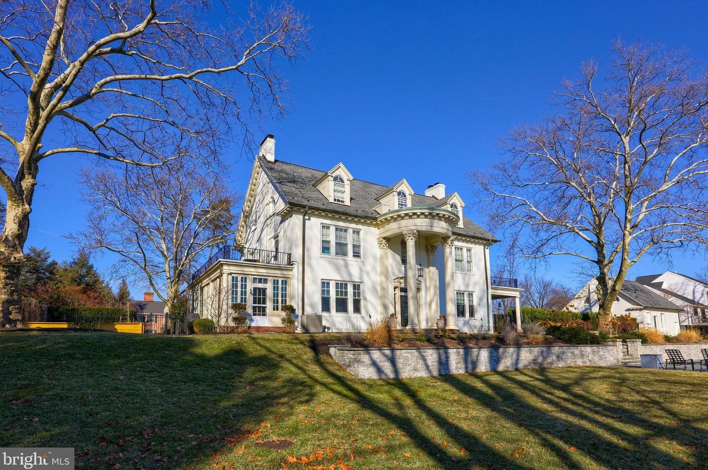 78 Grandview Blvd, Reading, PA 19609-1762