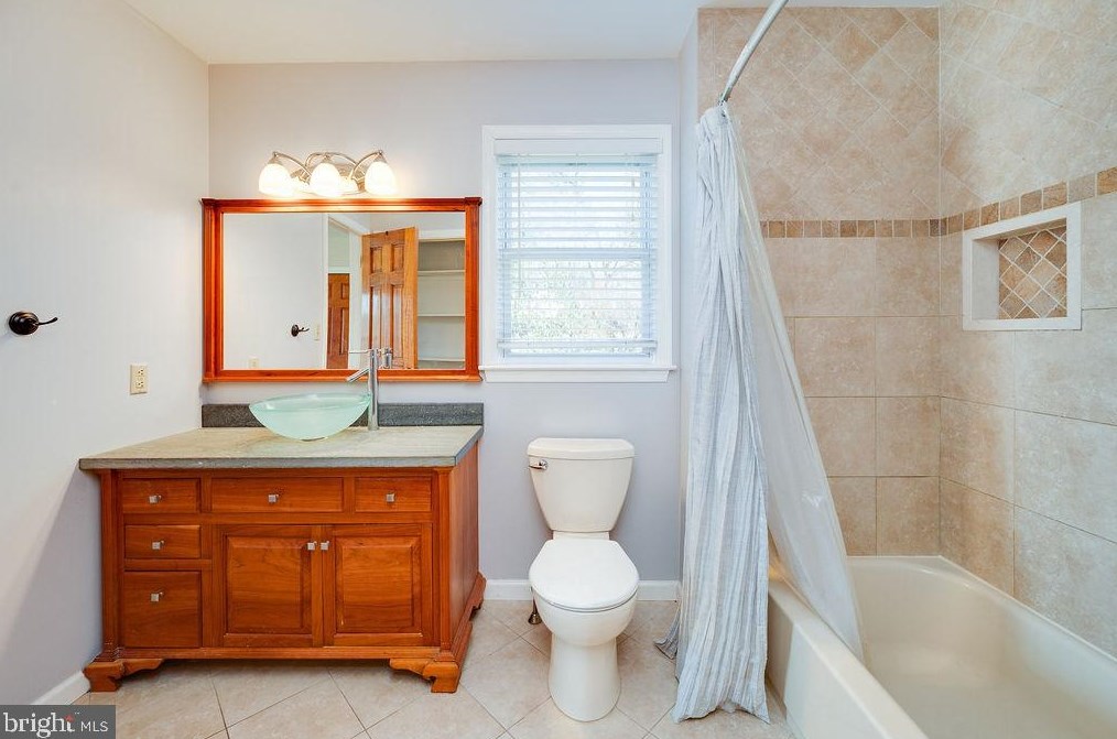 4470 Pheasant Run, Reading PA  19606-3536 exterior