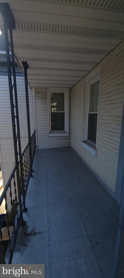 2811 Kutztown Rd, Reading PA 19605-2660 exterior