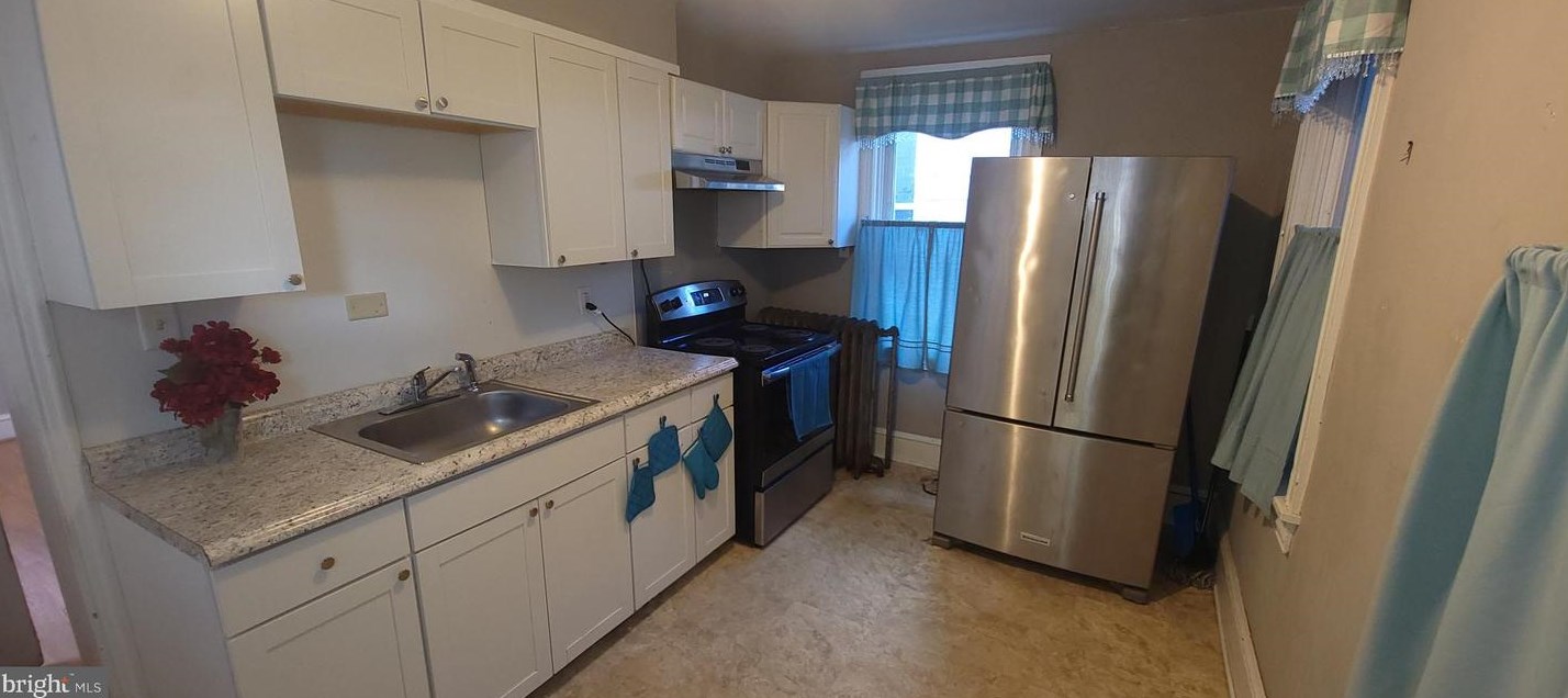 2811 Kutztown Rd, Reading PA 19605-2660 exterior