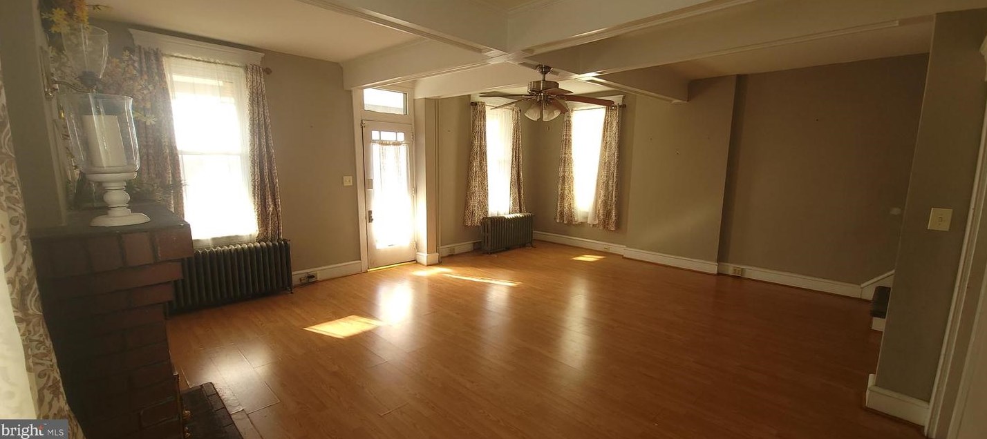 2811 Kutztown Rd, Reading PA 19605-2660 exterior