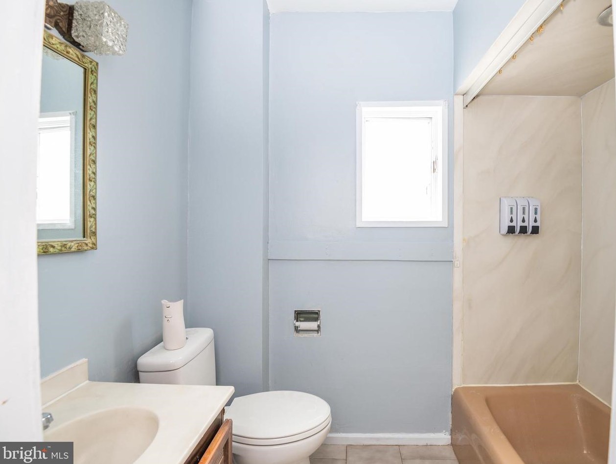 1164 Church St, Reading PA  19601-1818 exterior