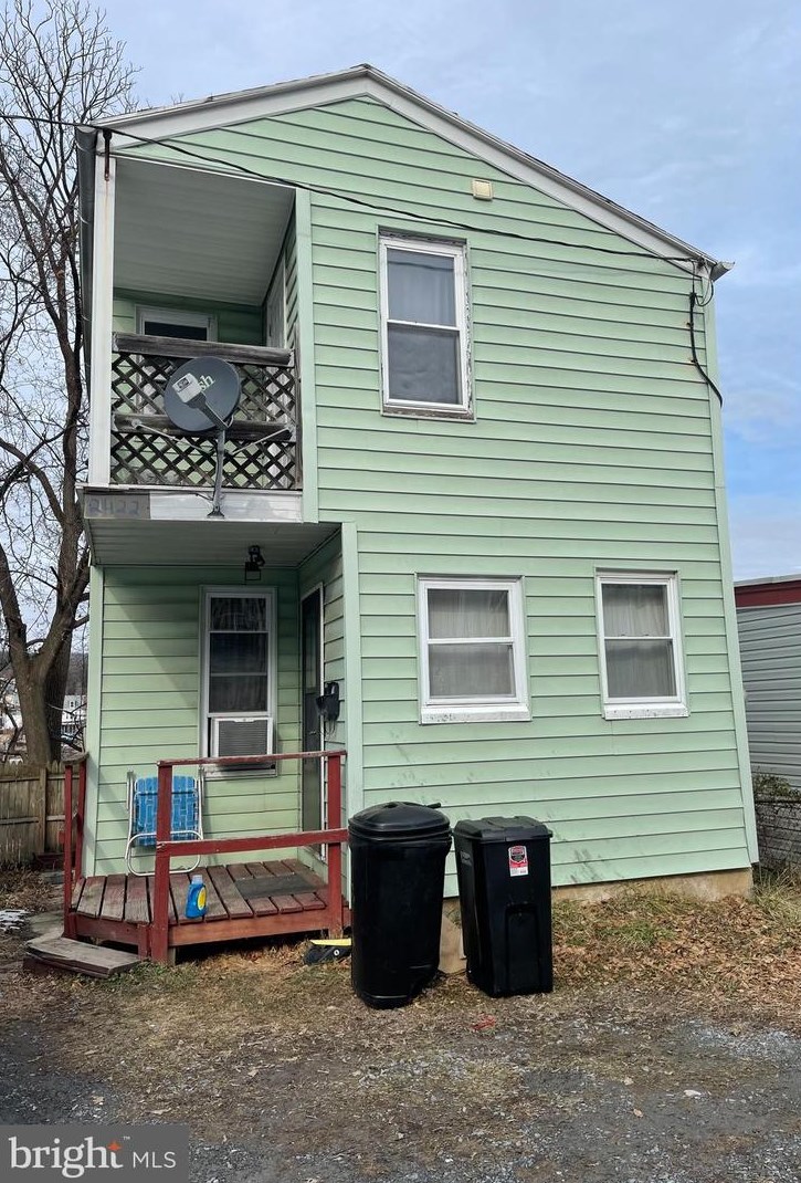2422 Perkiomen Ave, Reading, PA 19606-2050