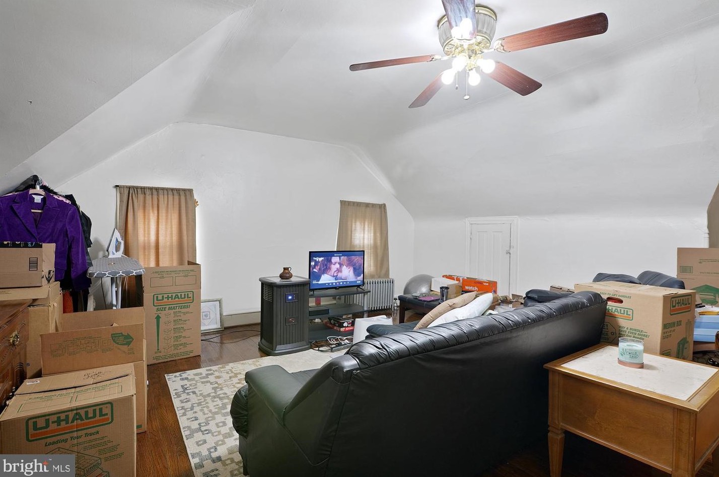 9 Church St, Hummels Store PA 19540-1733 exterior