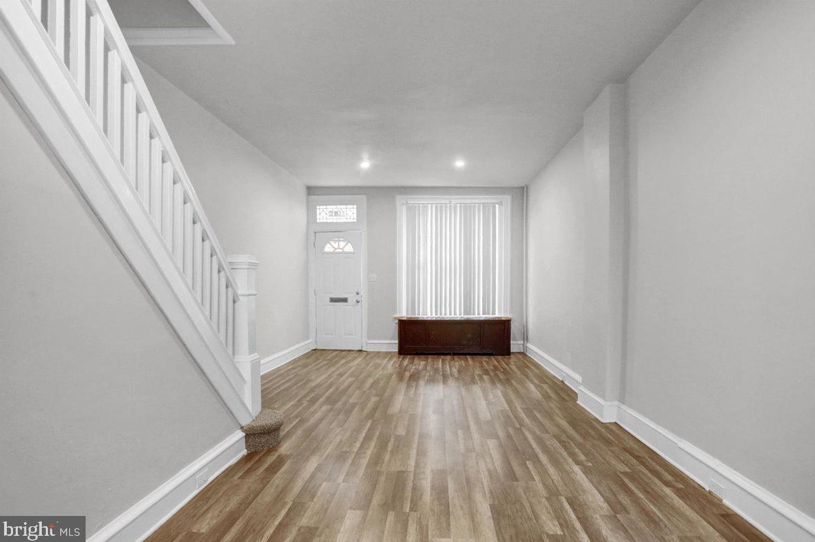 1152 Spruce St, Reading, PA 19602-2063