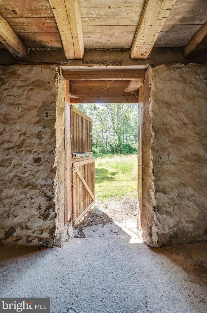 1110 Ritters Rd, Reading PA  19606-9652 exterior