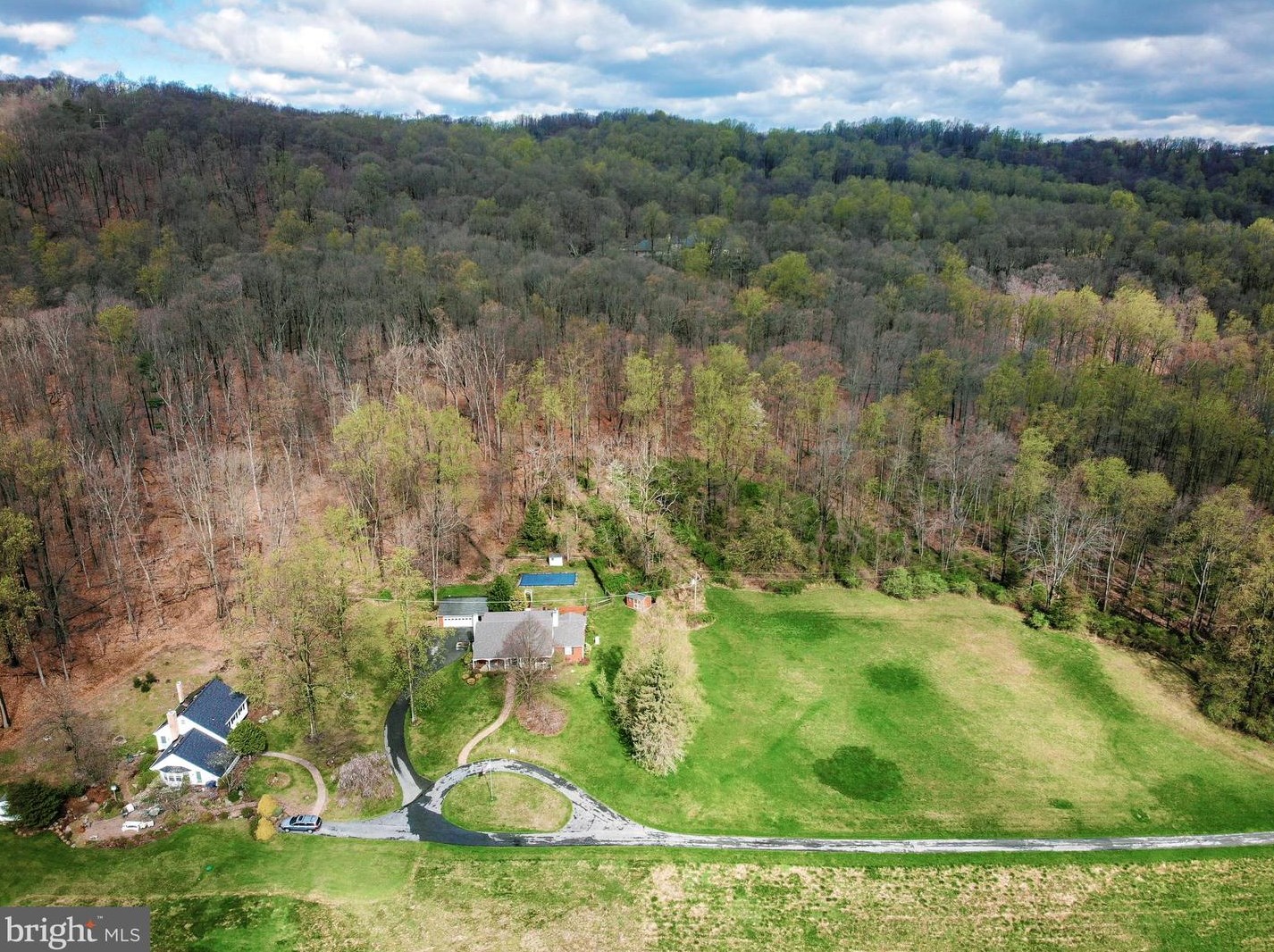 1110 Ritters Rd, Reading PA  19606-9652 exterior