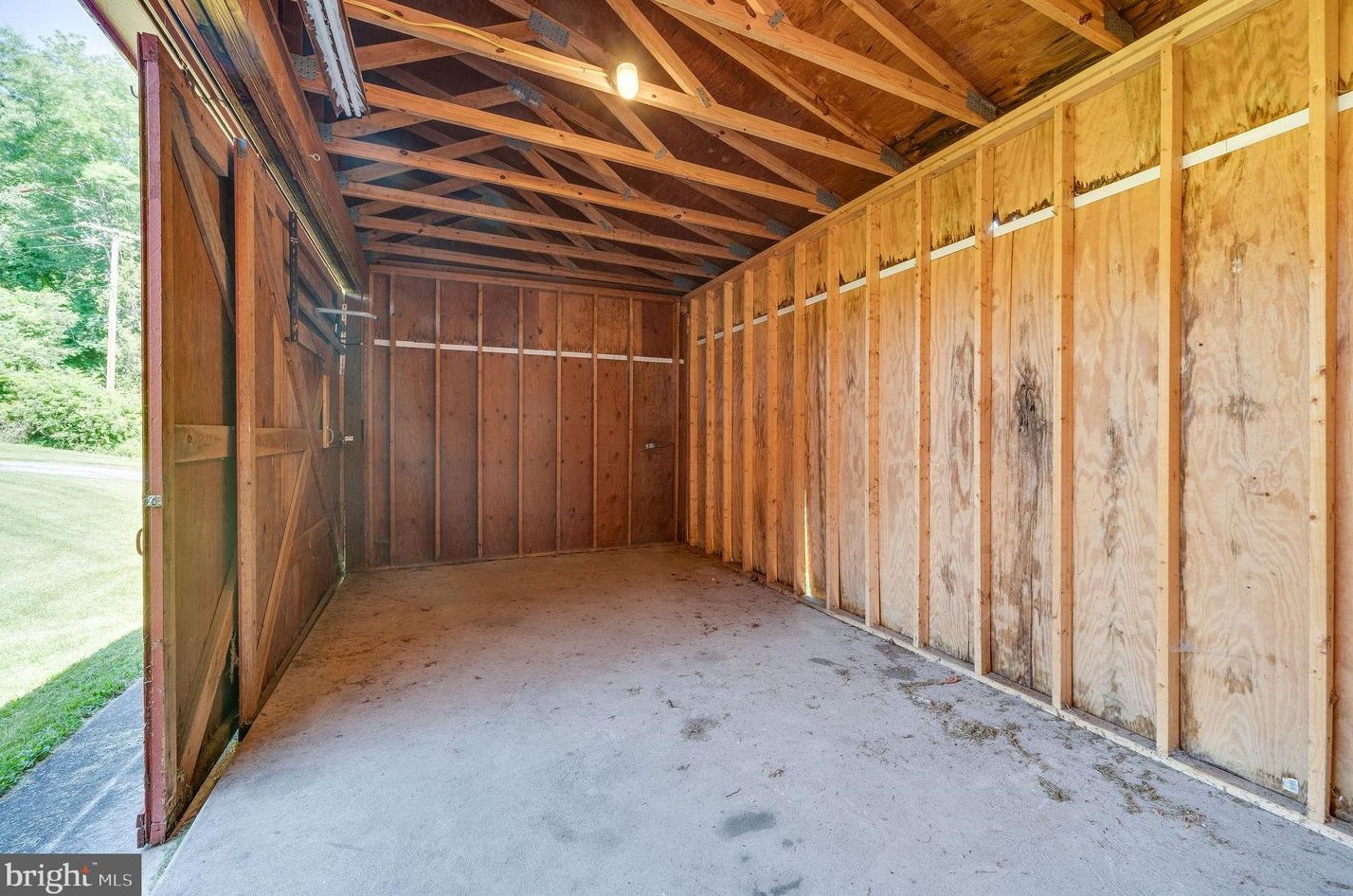 1110 Ritters Rd, Reading PA  19606-9652 exterior