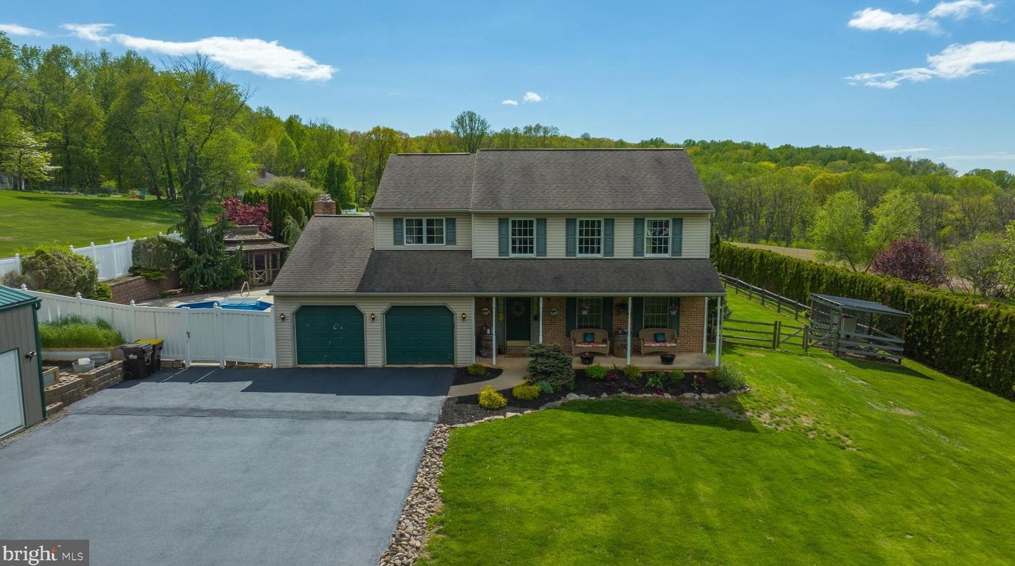 181 Lyons Rd, Mertztown, PA 19539-9770