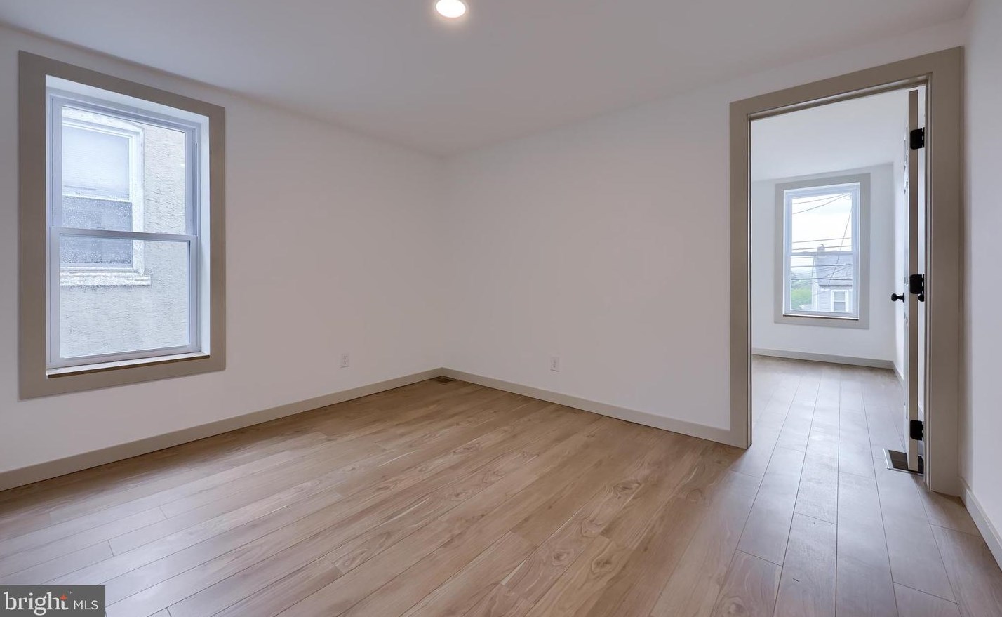 2817 Kutztown Rd, Reading PA  19605-2654 exterior