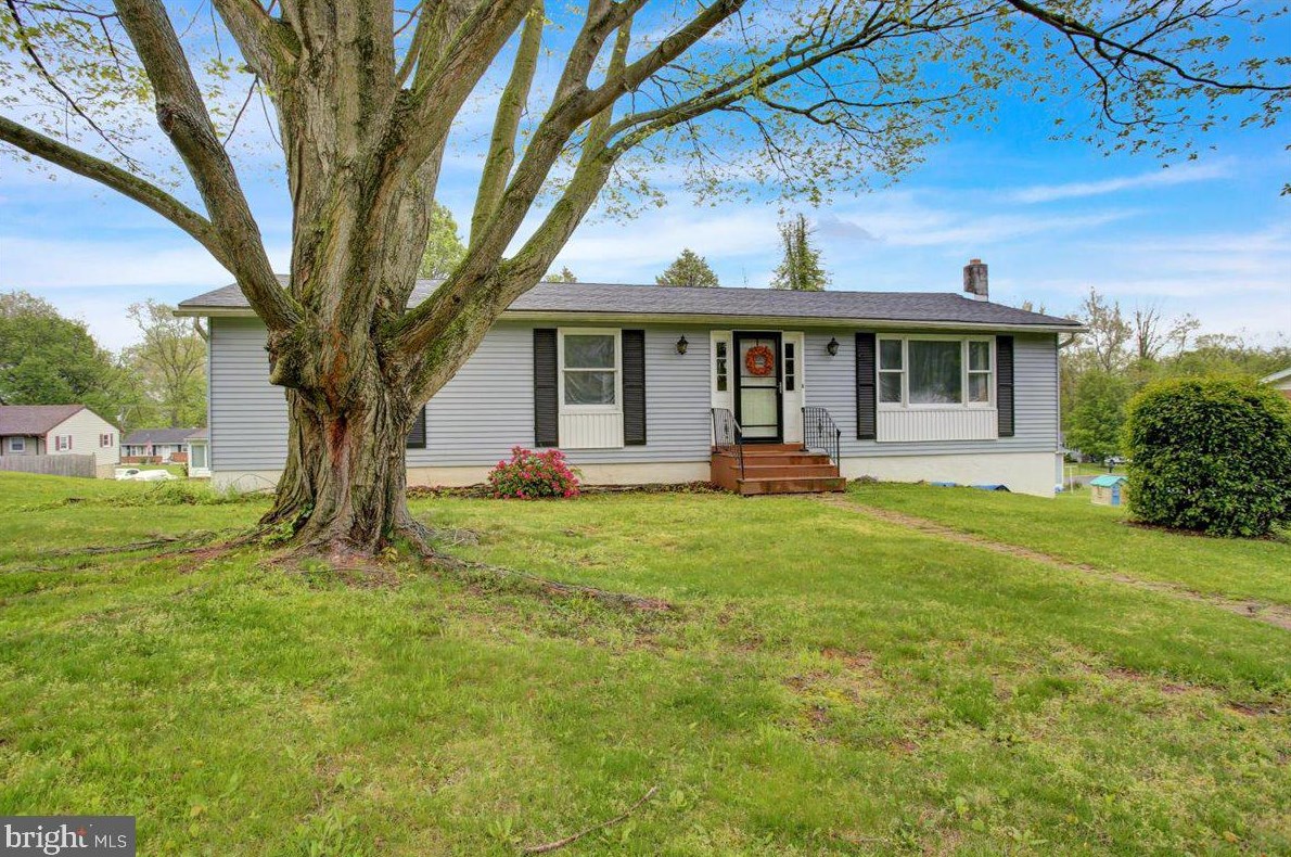 113 Rosemead Ave, Reading, PA 19608-9760
