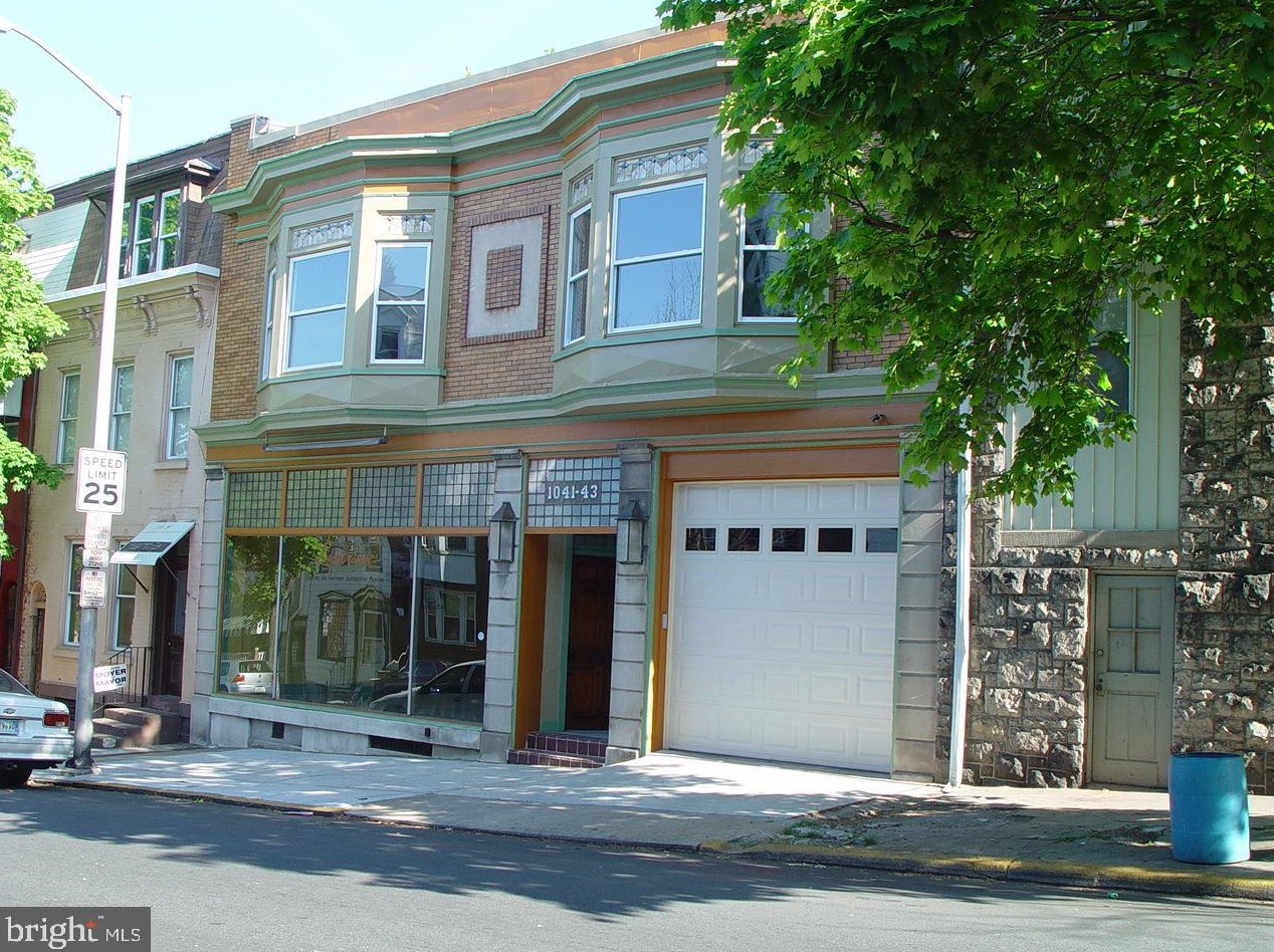 1043 Washington St, Reading, PA 19601