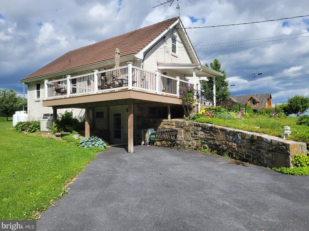 120 Basket Rd, Basket, PA 19547-9232