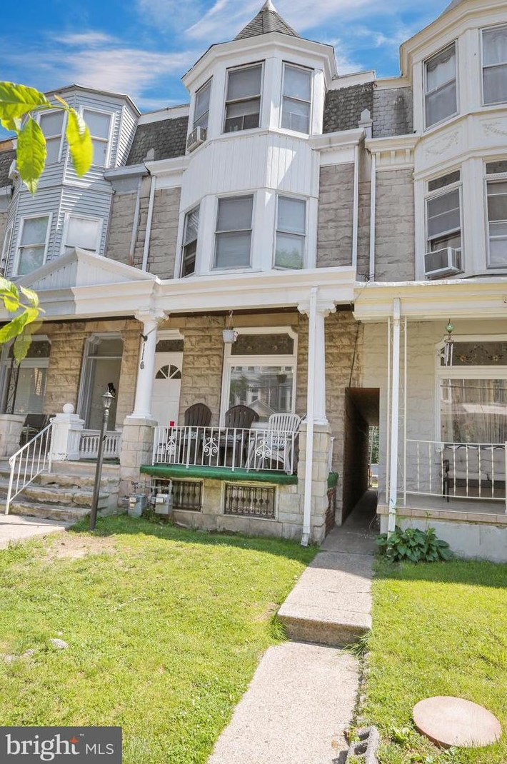 116 Windsor St, Reading PA  19601-2098 exterior