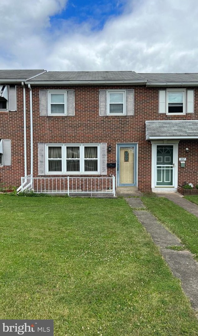 535 E 2nd St, Spangsville, PA 19512