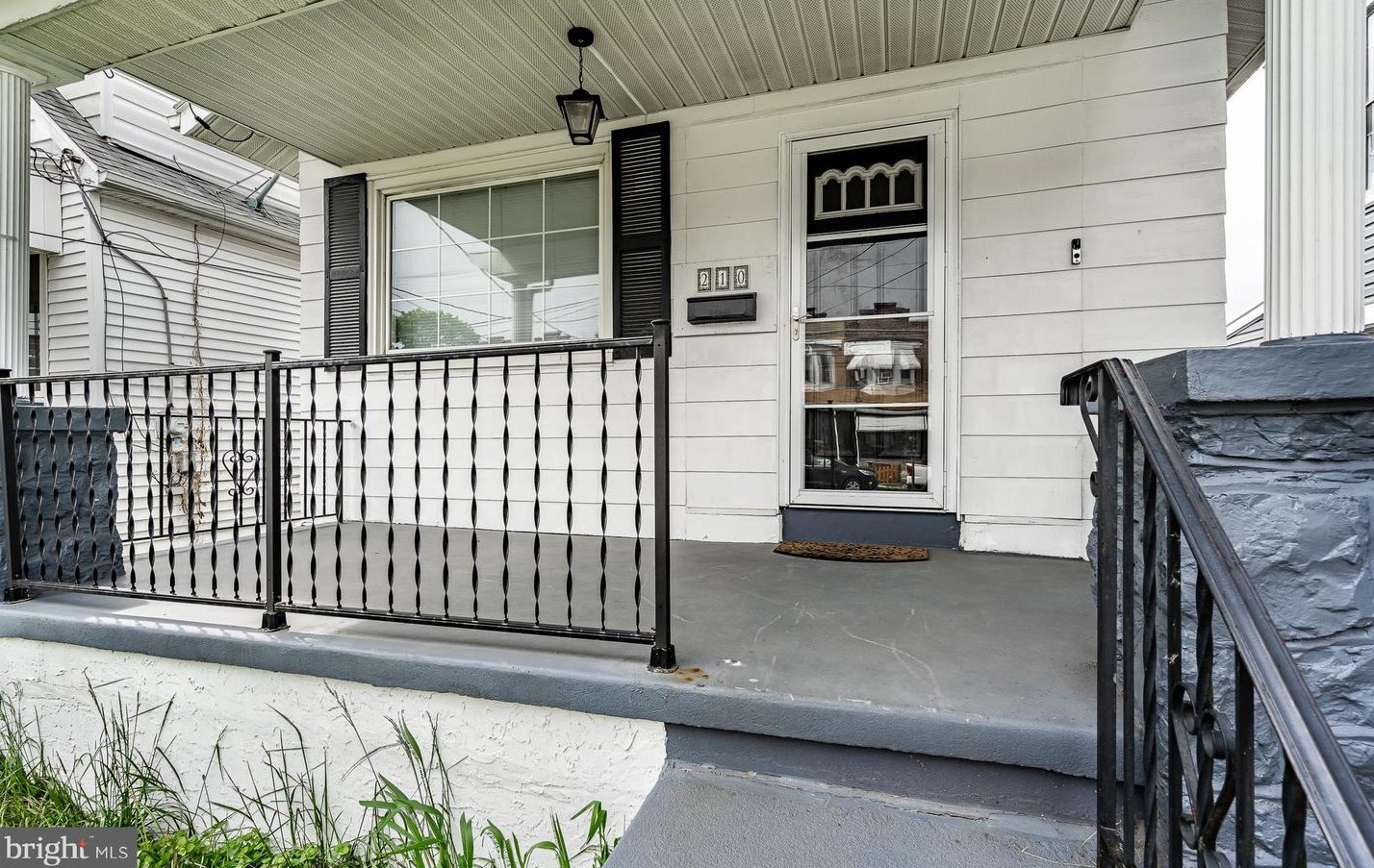 210 Upland Ave, Reading, PA 19611