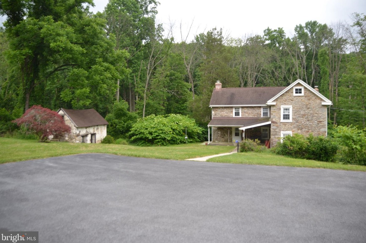 233 Longview Rd, Spangsville, PA 19512