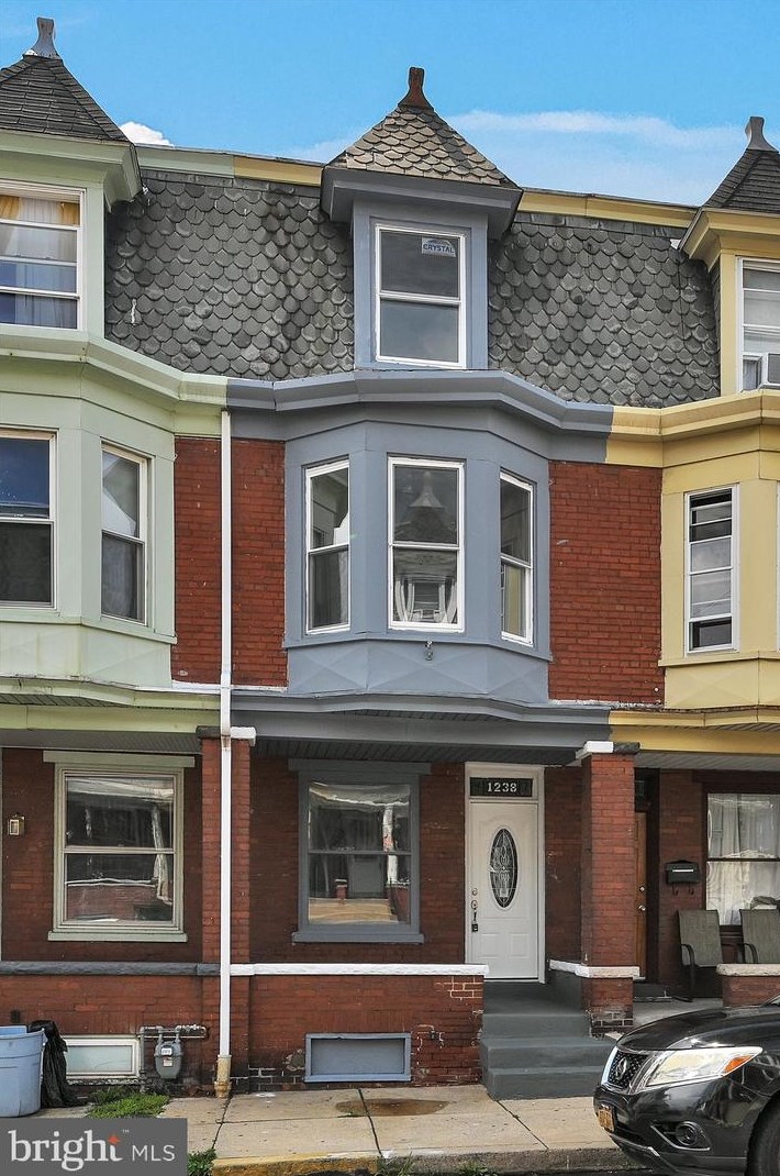 1238 Mulberry St, Reading, PA 19604-2013