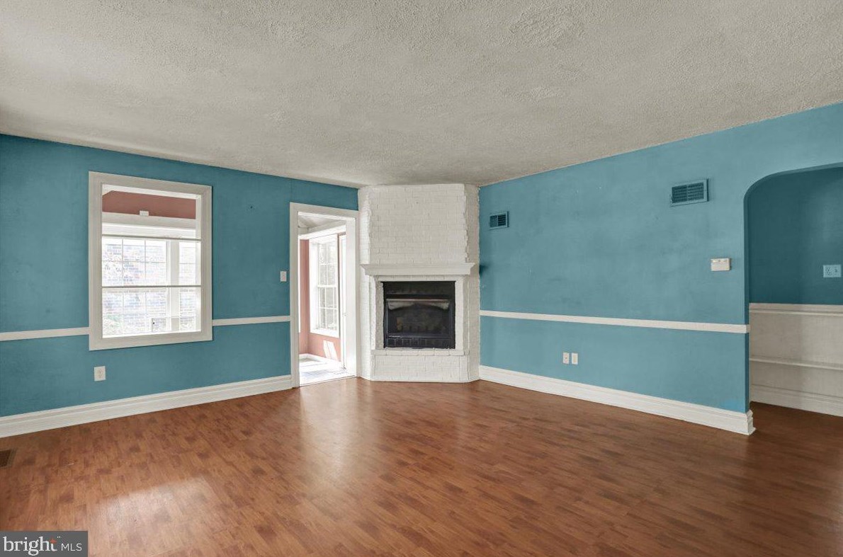 2321 Cleveland Ave, Reading, PA 19609-1908