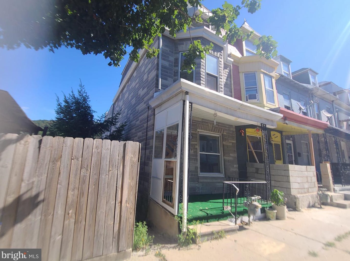 1617 Cotton St, Reading, PA 19606