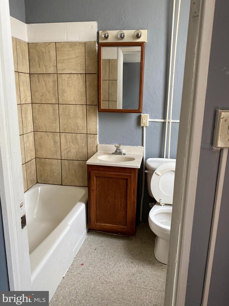 117 N 3rd St #2, Reading, PA 19601