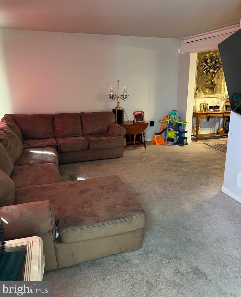 510 Pershing Blvd, Reading, PA 19607-1415