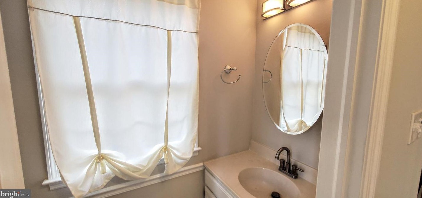 9 Windsor Ct, Reading PA  19606-9415 exterior