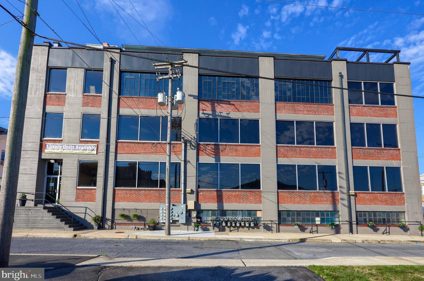 31 S Sterley St #401, Reading, PA 19607