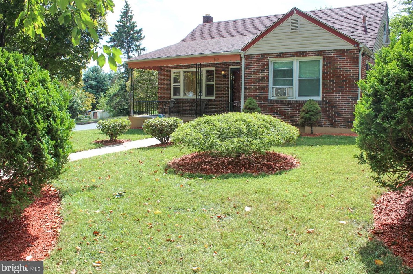 300 Brookline Plz, Reading, PA 19611-1810