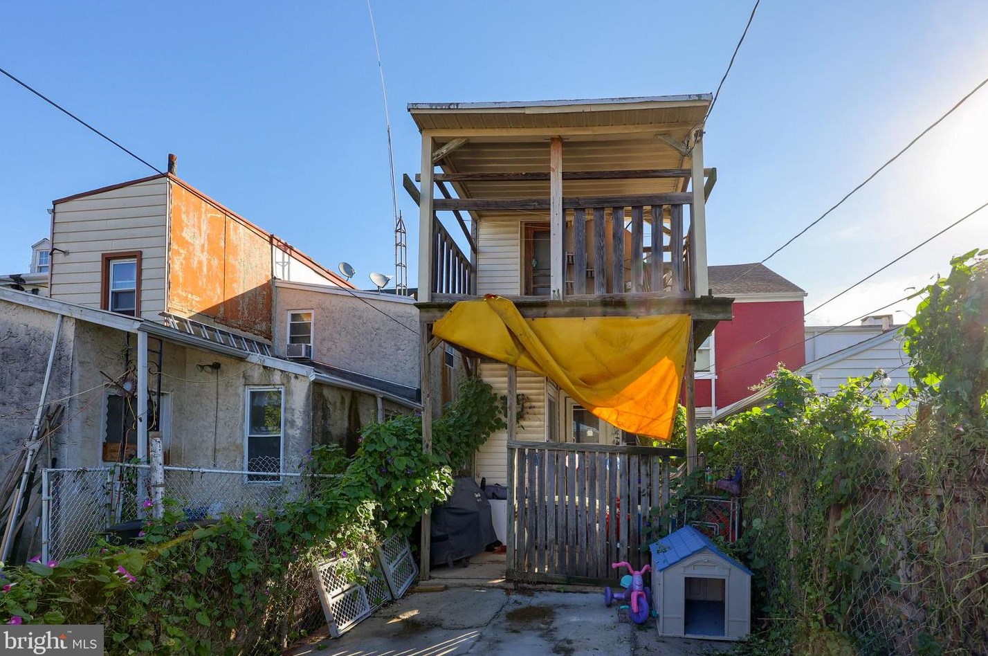 318 Mulberry St, Reading PA  19604-2914 exterior