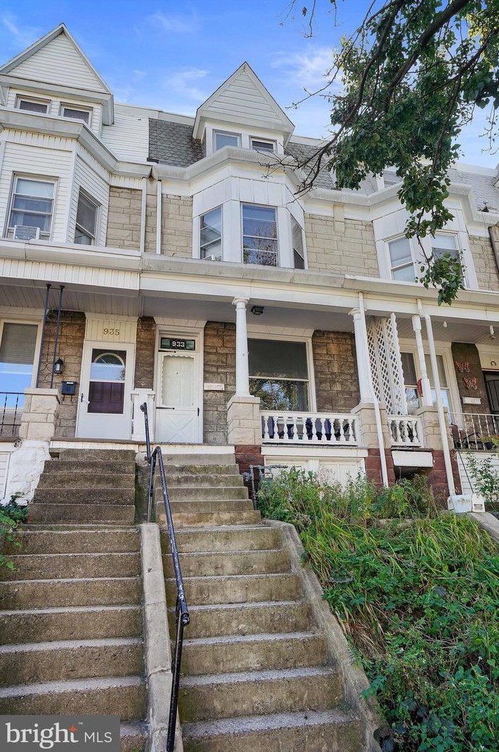 933 12th St, Reading PA  19604-2318 exterior