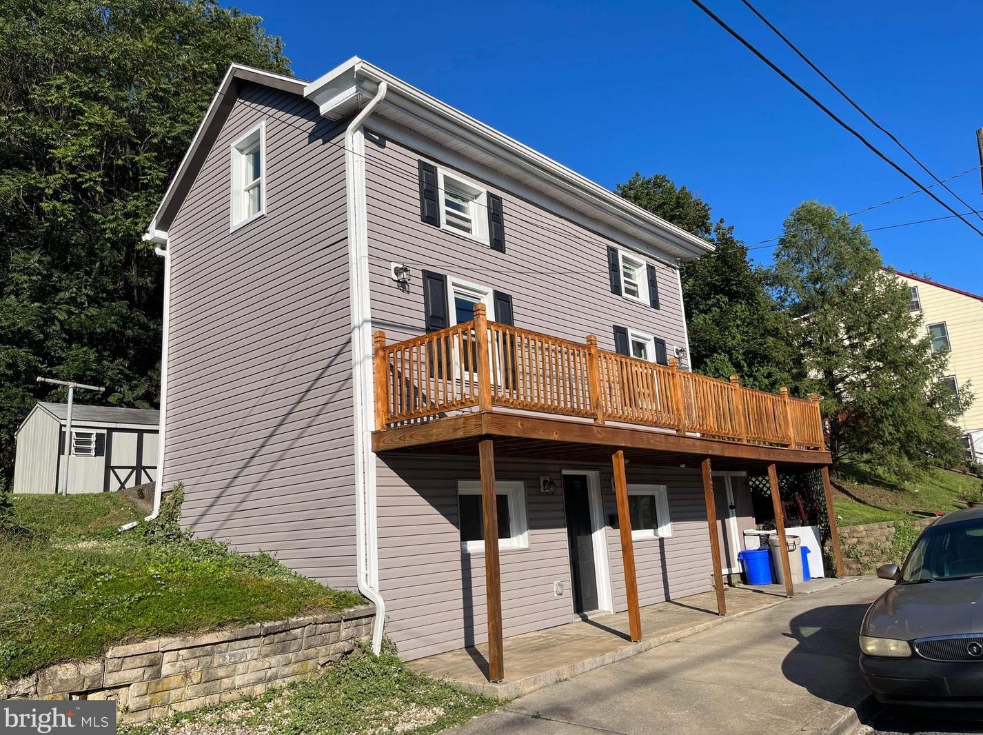 303 Port Clinton Ave, Moselem, PA 19526