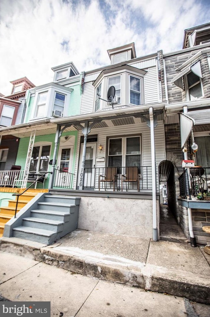 1026 Mulberry St, Reading, PA 19604-2204