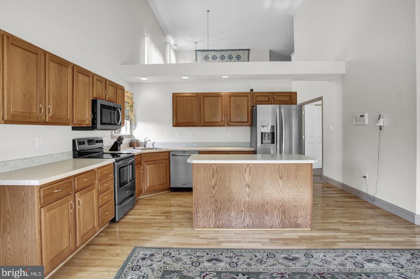 225 Oak Hl Ln, Reading PA 19610-3219 exterior