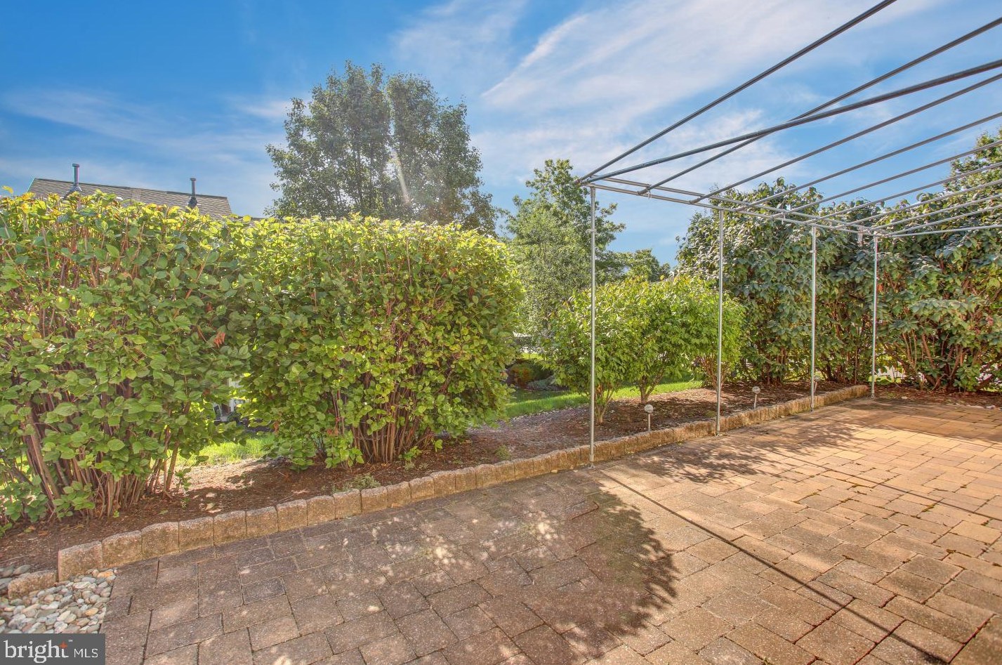 225 Oak Hl Ln, Reading PA 19610-3219 exterior