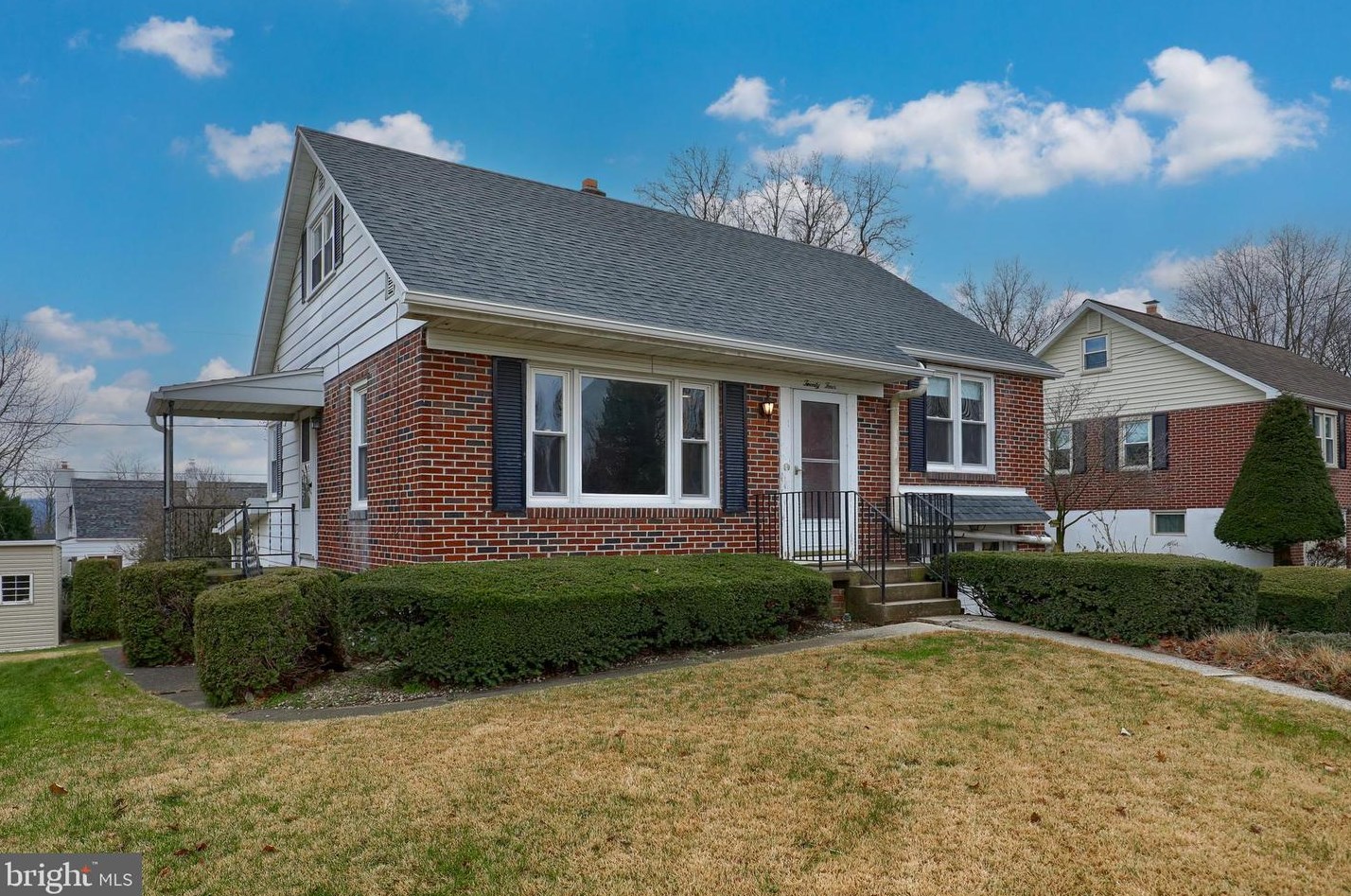 24 Darlin Dr, Reading, PA 19609-1784