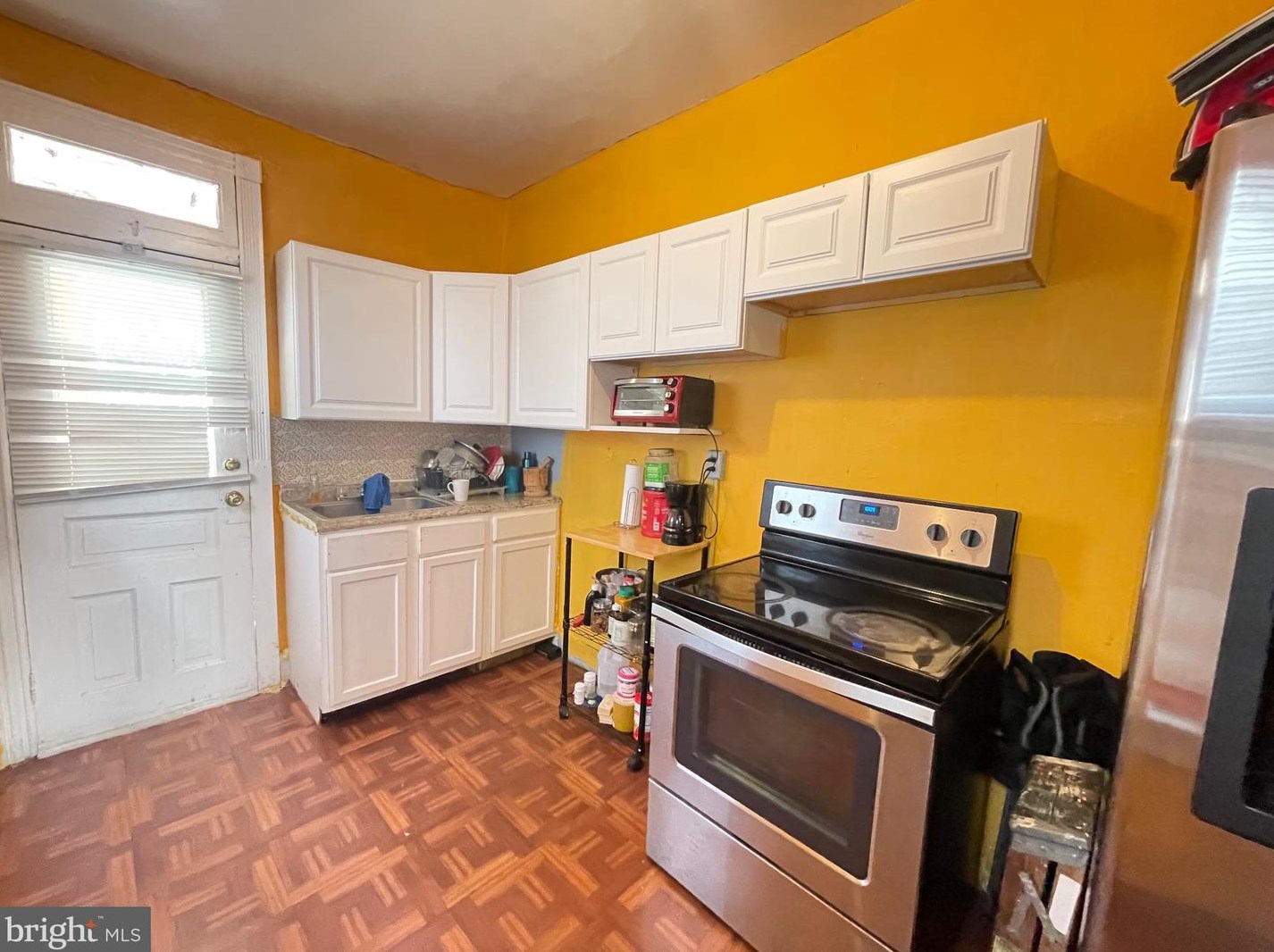 328 Grn St, Reading PA  19604-2726 exterior