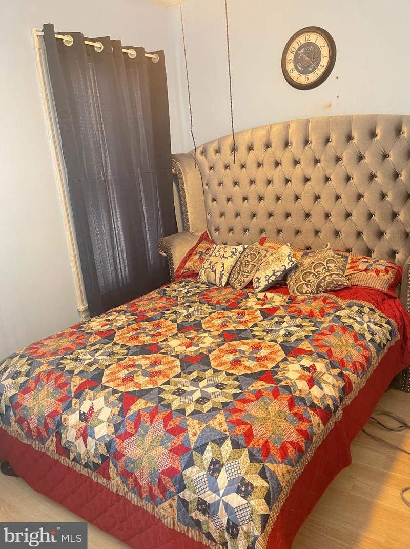 328 Grn St, Reading PA  19604-2726 exterior