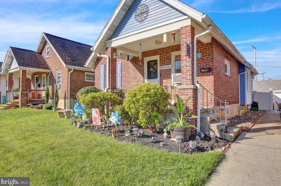 1343 Lacrosse Ave, Reading, PA 19607-2123