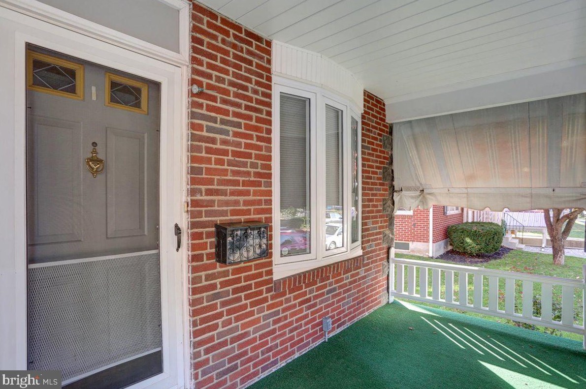 307 Telford Ave, Reading, PA 19609-1633