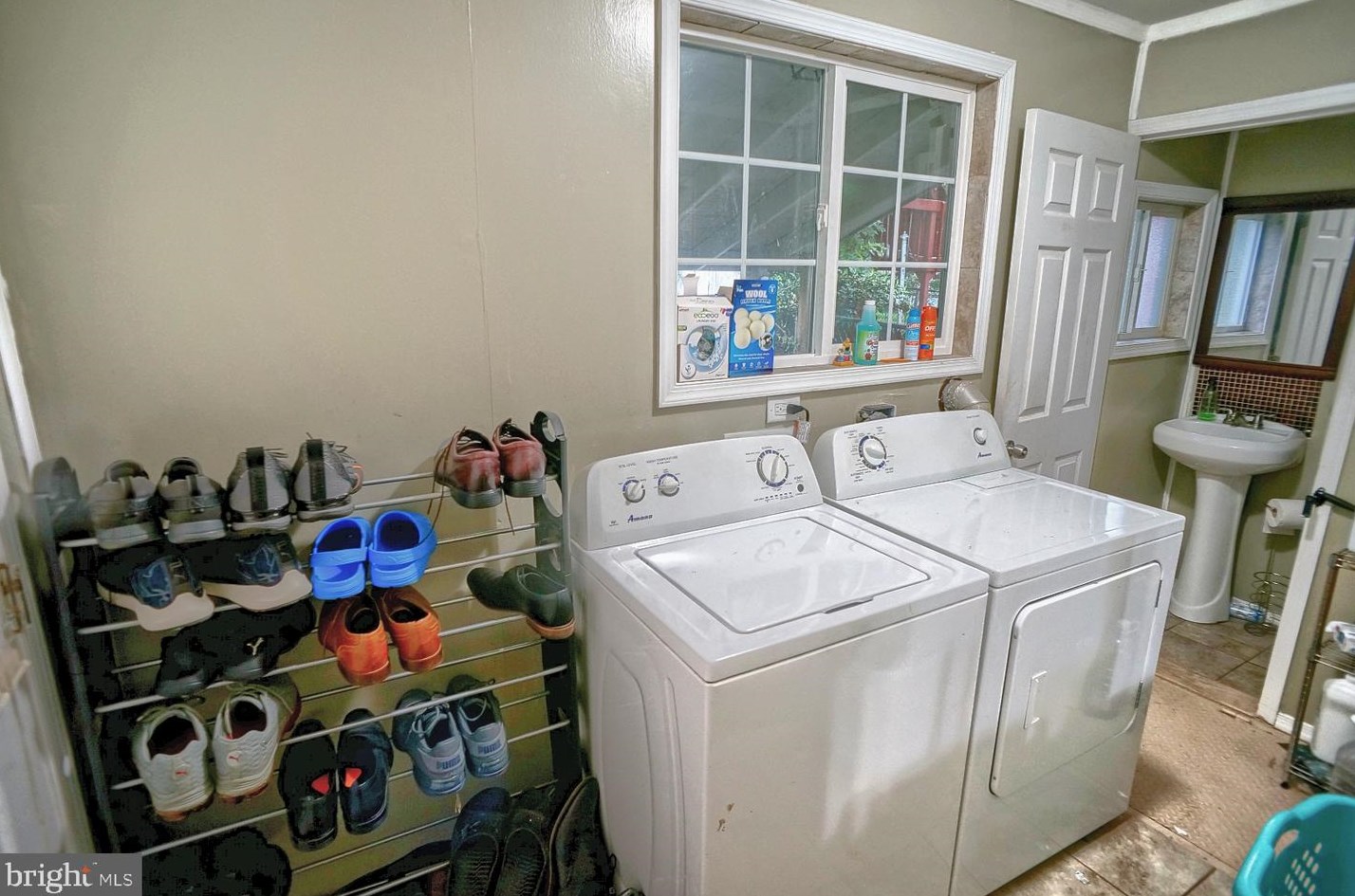 536 Fern Ave, Reading PA  19611-1909 exterior