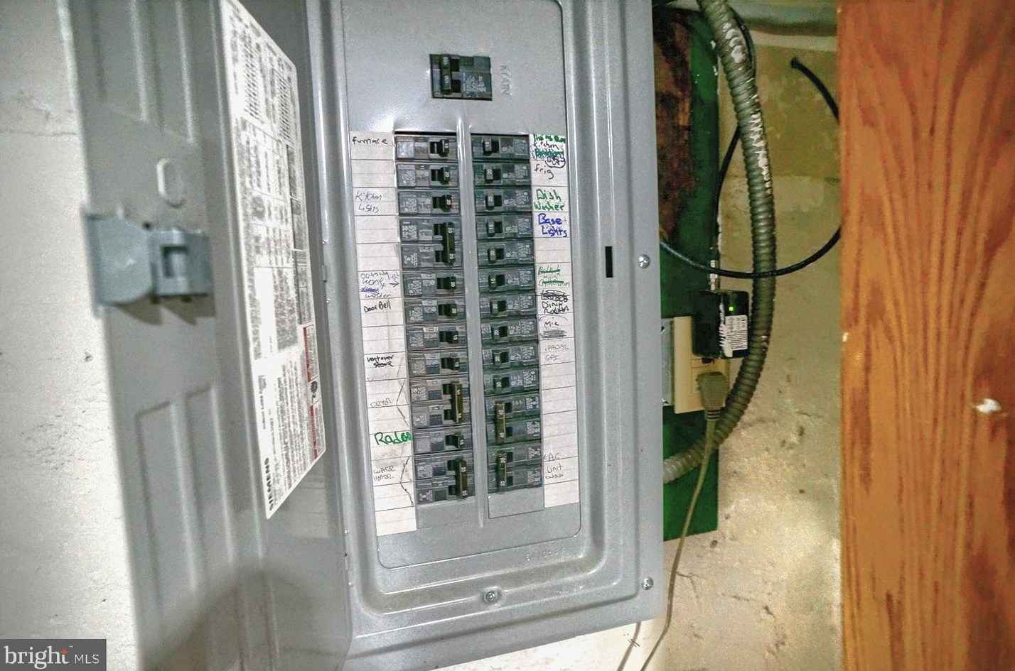 536 Fern Ave, Reading PA  19611-1909 exterior