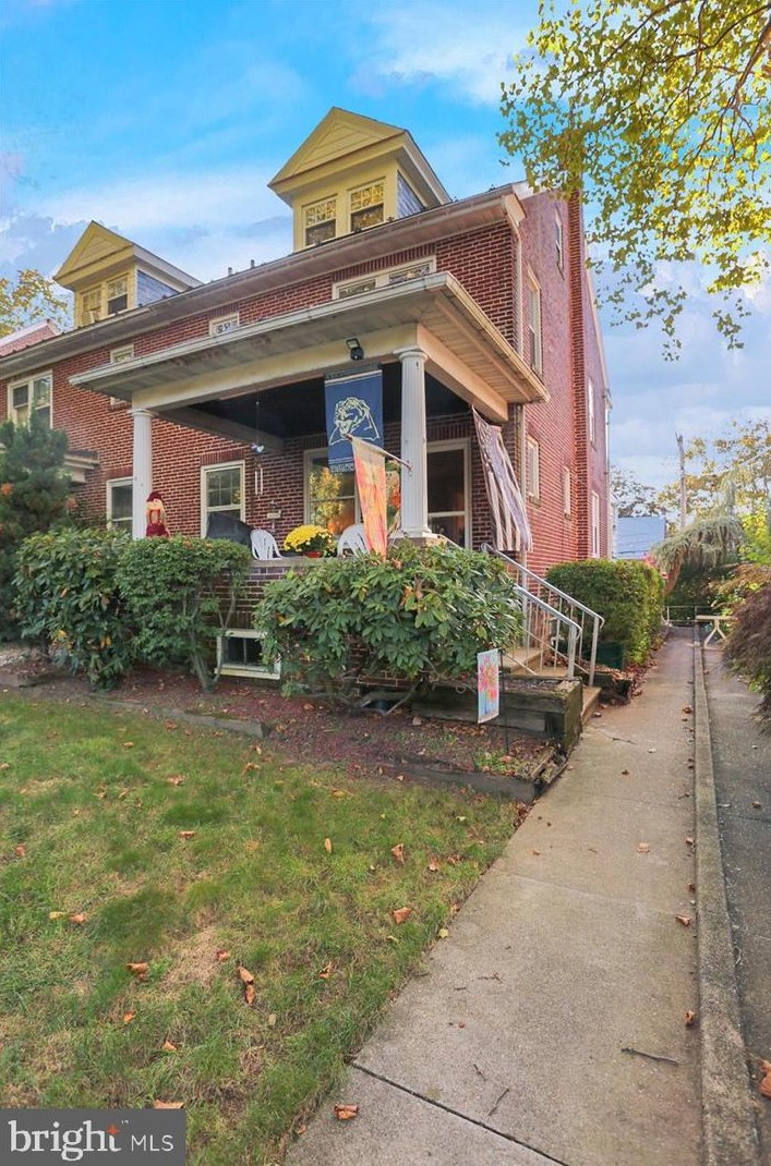 1704 16 St, Reading PA  19604-1620 exterior