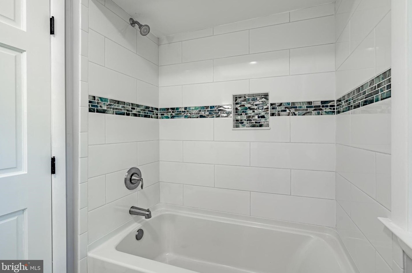 1611 Alsace Rd, Reading PA  19604-1624 exterior