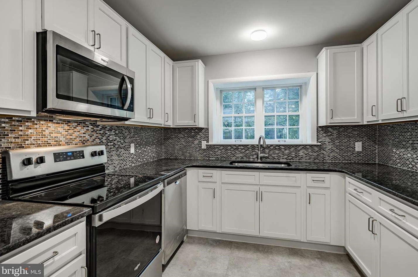 1611 Alsace Rd, Reading PA  19604-1624 exterior