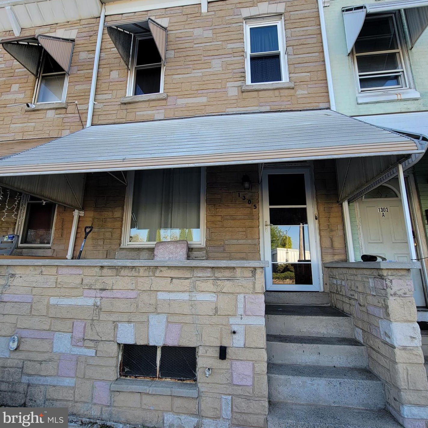1305 9th St, Reading, PA 19604-1901